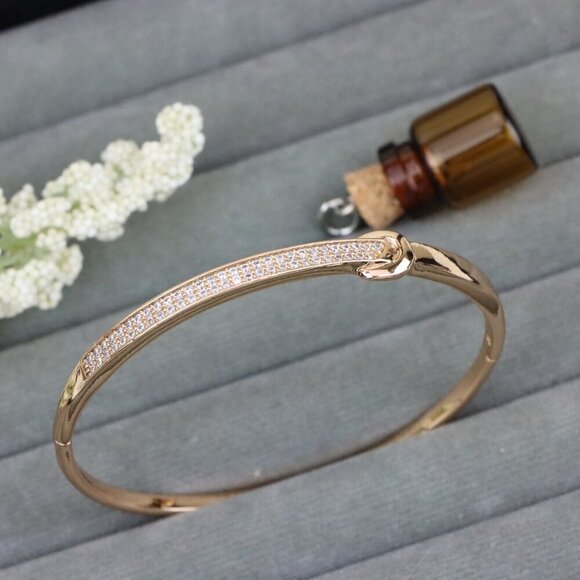 Elegant Rose Gold Bangle with Pave Crystals and Hook Accent, XPBL0445 - Picture 11 of 12